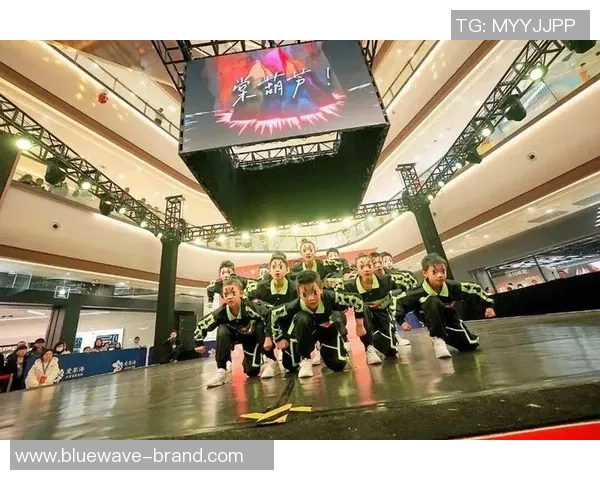 北京街舞队与西安街舞队赛后复盘探讨灵活性表现与战术运用